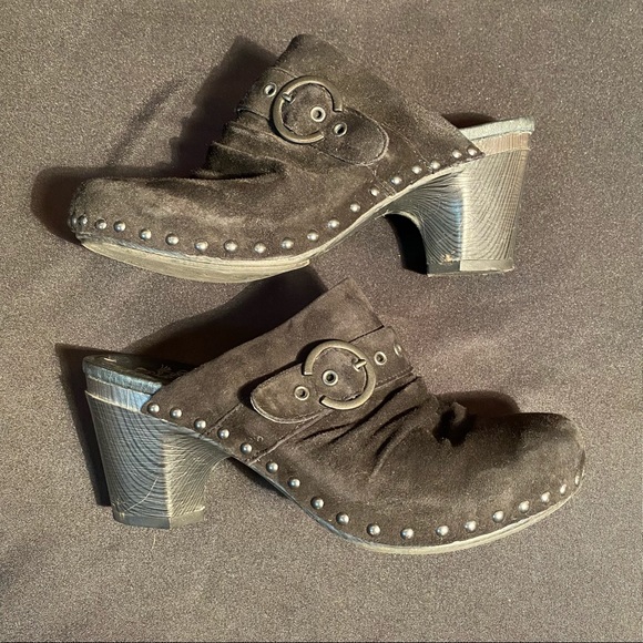 Dansko Nadine Heeled Mule Clogs Black Leather Suede Studded Buckle Slip-on 40 - Picture 4 of 11
